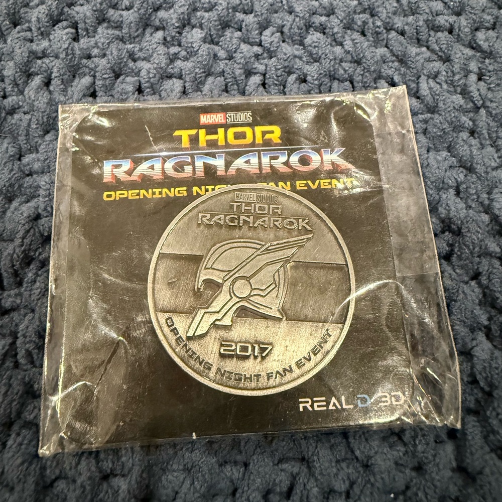 Marvel Thor Ragnarok Silver Coin